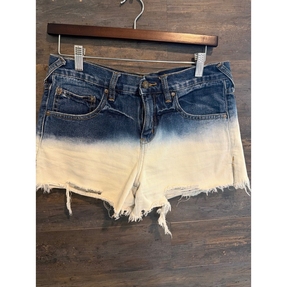 Free People Ombre Dip Dye Denim Cutoff Shorts Blue White Distressed Size 26